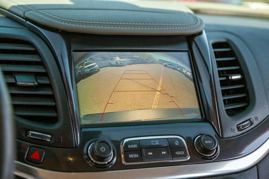 Used 2018 Chevrolet Impala LS FWD image 16