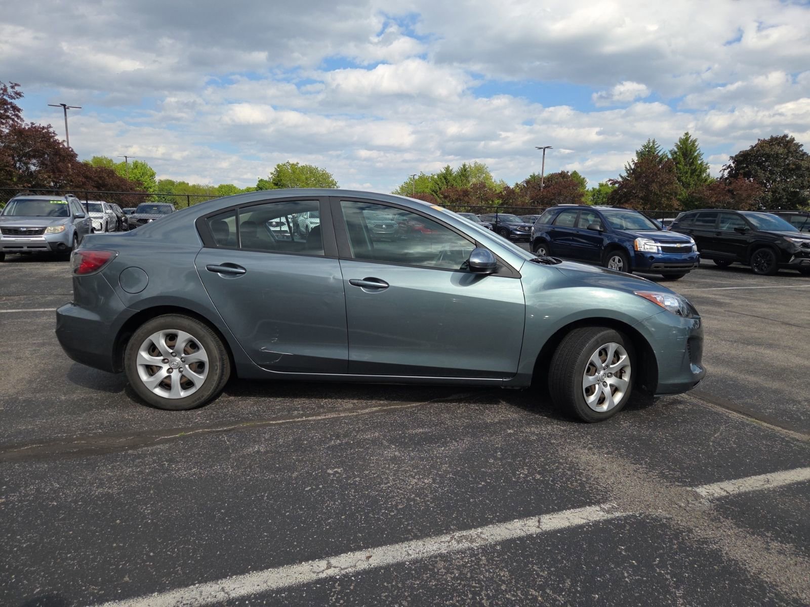 Used 2012 MAZDA MAZDA3 i Sport FWD image 2