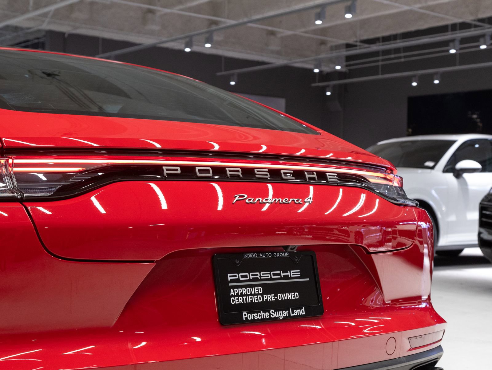 Certified 2023 Porsche Panamera 4 Platinum Edition image 32