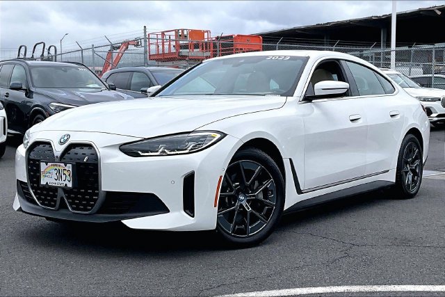 Used 2023 BMW i4 eDrive40 w/ Parking Assistance Package RWD image 1