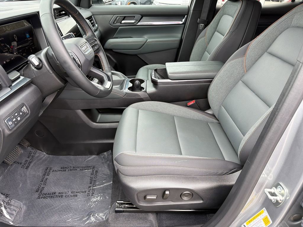 Used 2026 GMC Terrain AT4 image 16