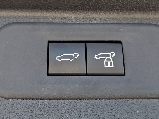 Used 2025 Toyota Grand Highlander AWD image 34