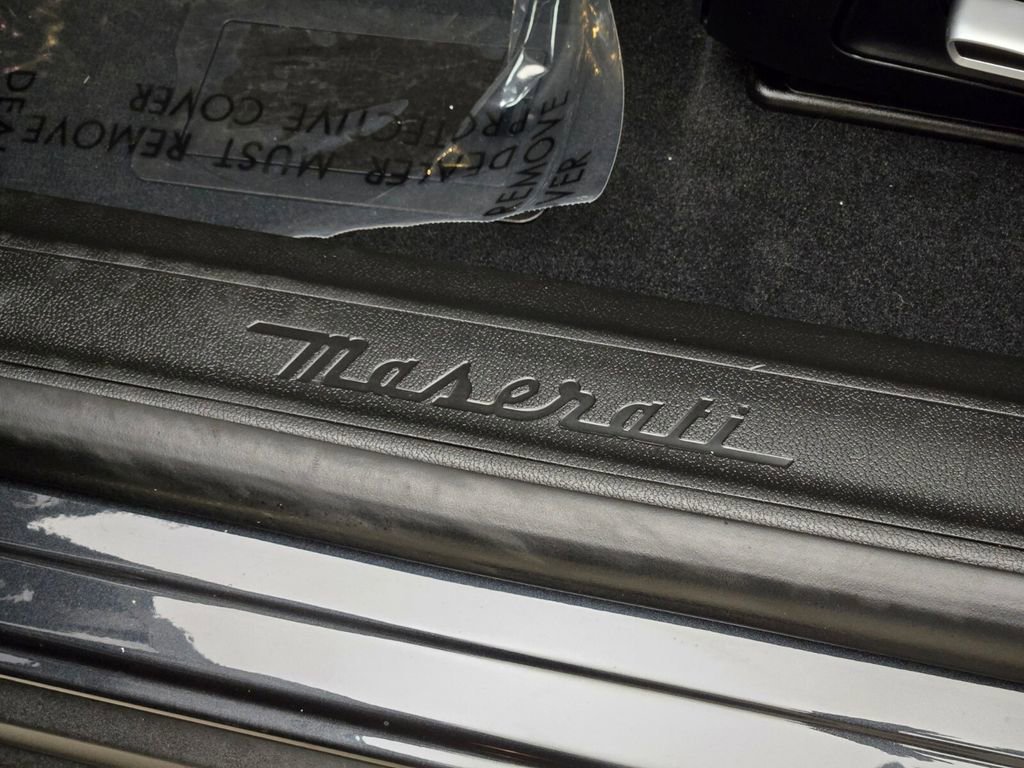 Certified 2024 Maserati Levante GT Ultima AWD/4WD image 35