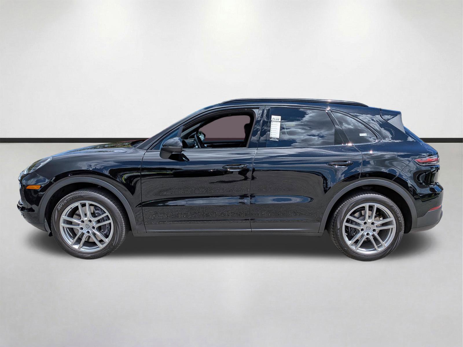 Used 2023 Porsche Cayenne AWD/4WD image 7