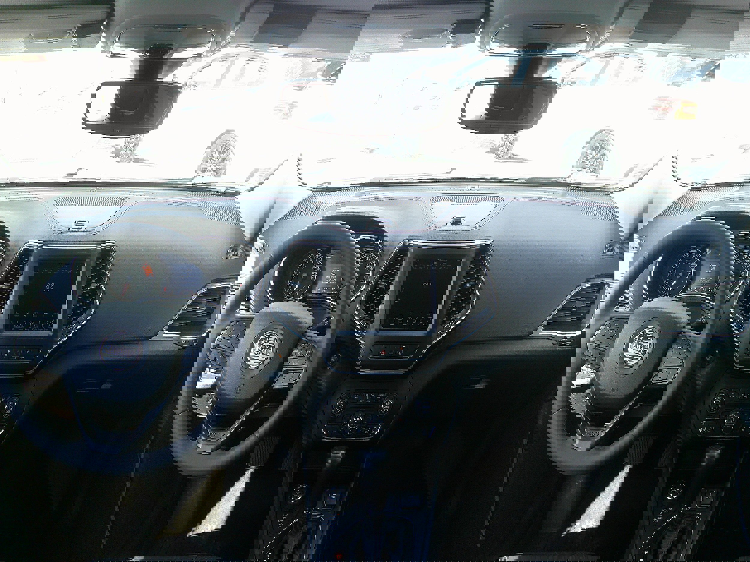 Used 2021 Jeep Cherokee Trailhawk w/ Premium Leather Package image 21