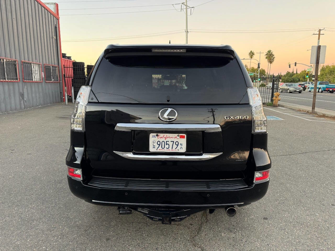Used 2016 Lexus GX 460 Luxury image 4