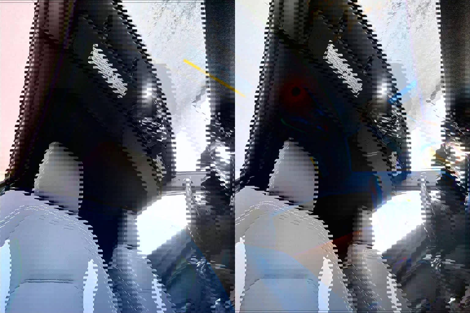 Used 2021 Chevrolet Camaro LT w/ Technology Package image 13