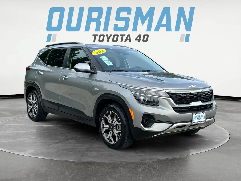 Used 2023 Kia Seltos EX