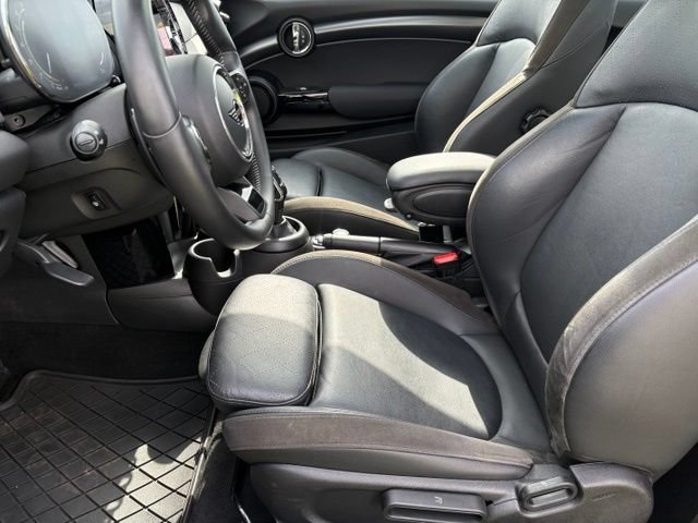 Used 2023 MINI Cooper S w/ Signature Upholstery Package FWD image 11