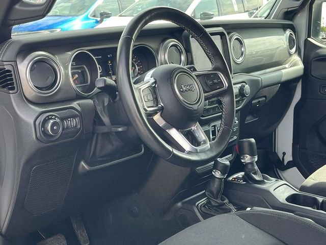 Used 2022 Jeep Wrangler Unlimited Sahara w/ Cold Weather Group image 12