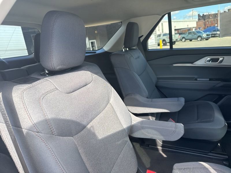 New 2026 Ford Explorer Active AWD/4WD image 16