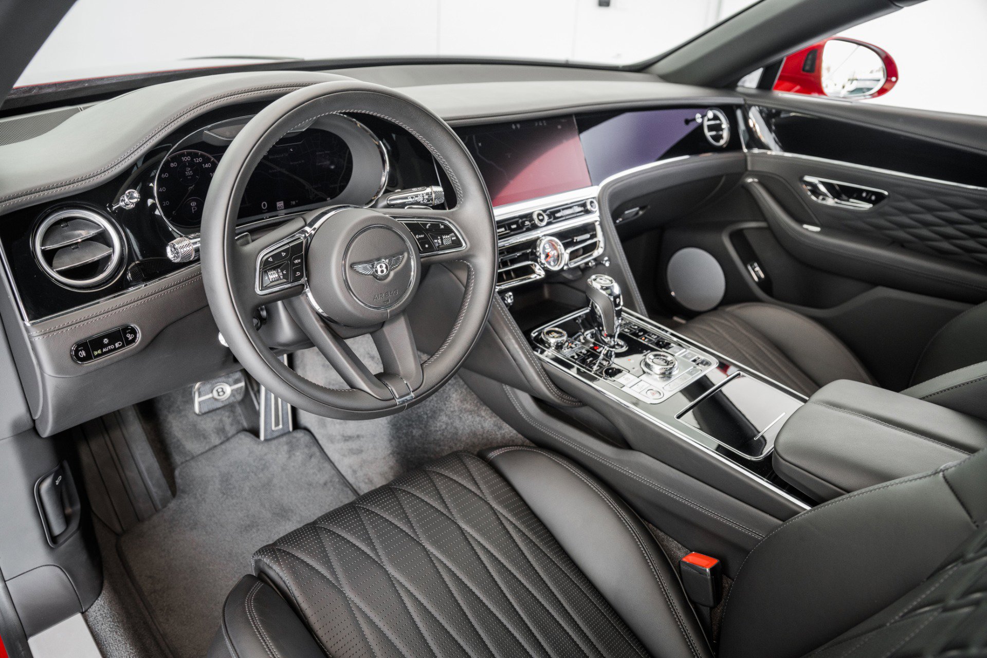 Used 2022 Bentley Flying Spur V8 image 14