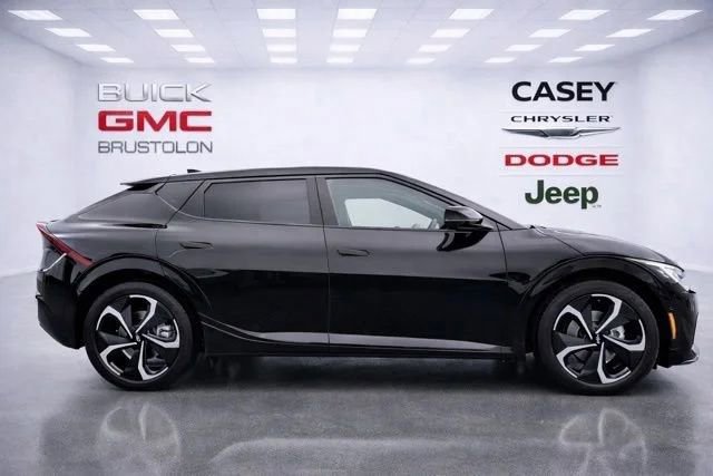 Used 2023 Kia EV6 GT-Line AWD/4WD image 2