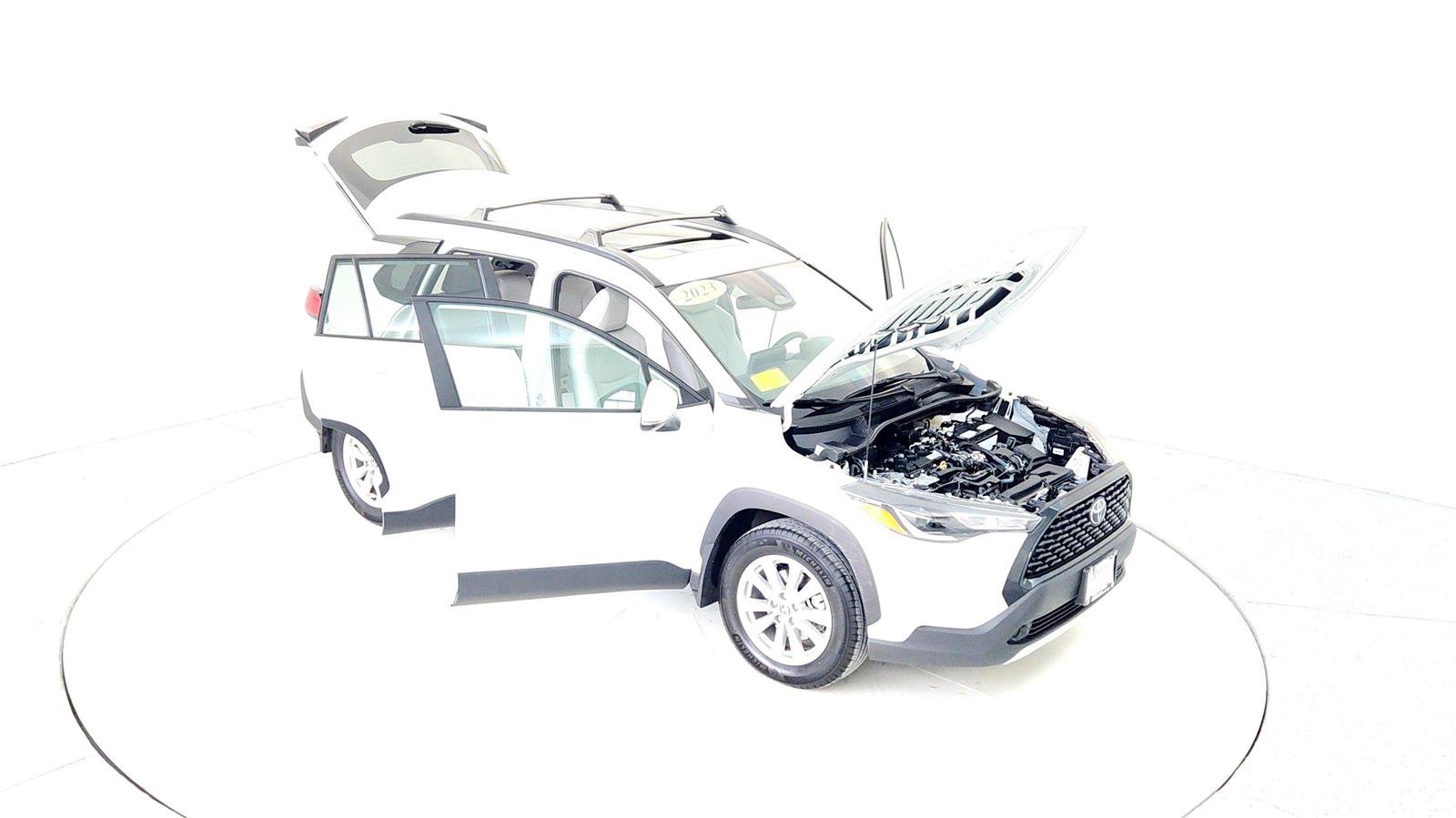 Certified 2023 Toyota Corolla Cross LE image 24