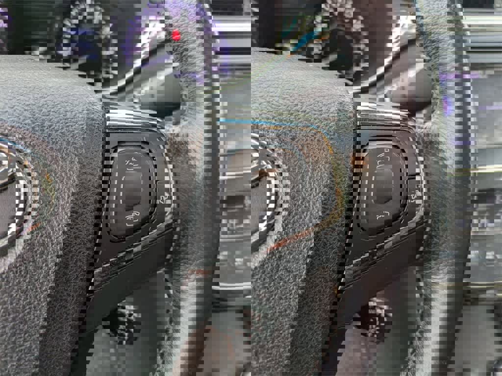 Used 2013 Toyota Avalon XLE Premium image 25