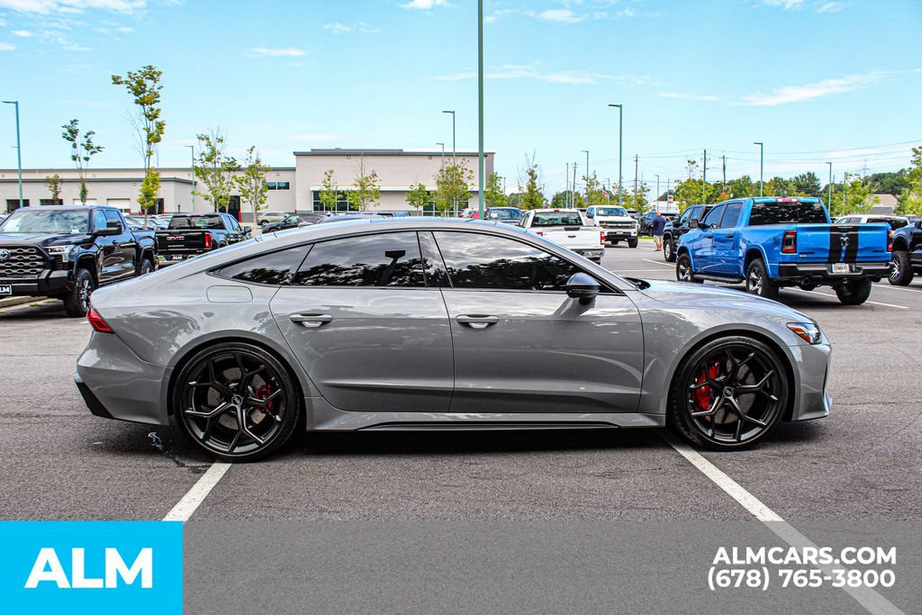 Used 2025 Audi RS 7 Performance AWD/4WD image 8