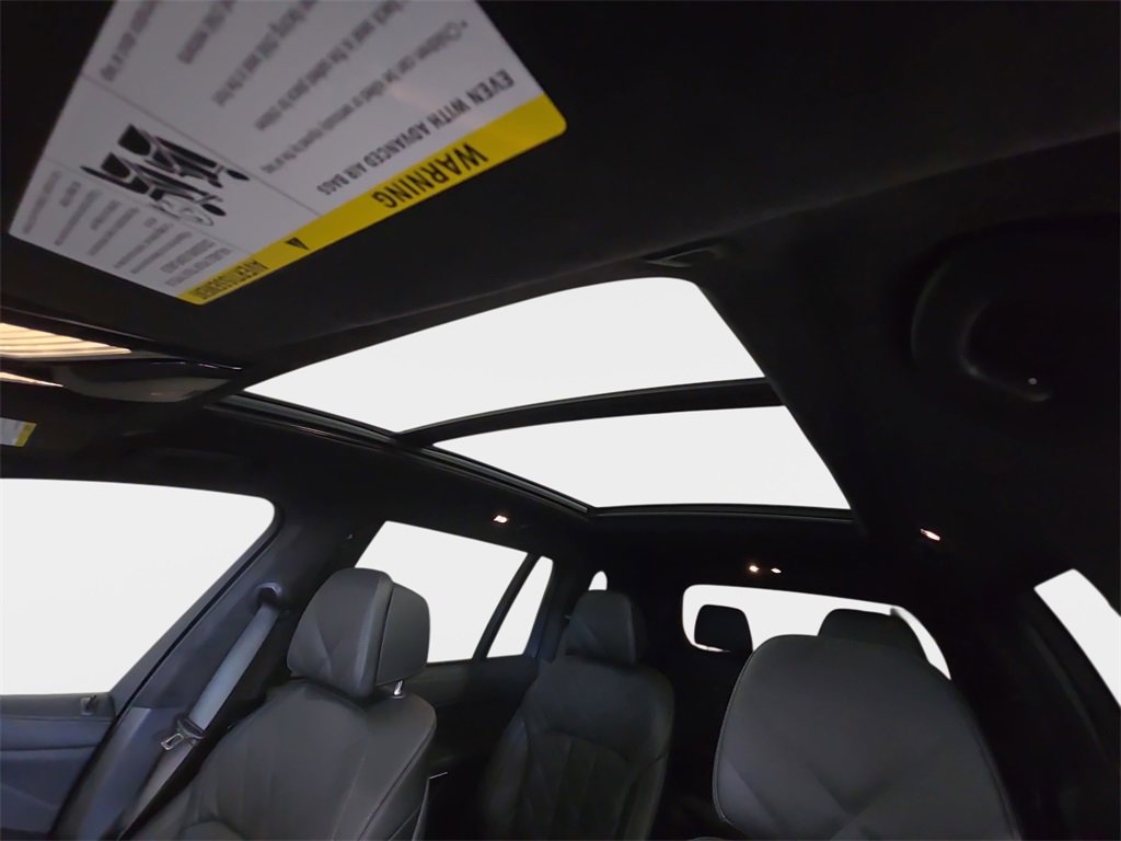 Used 2026 BMW X7 xDrive40i w/ M Sport Package image 28