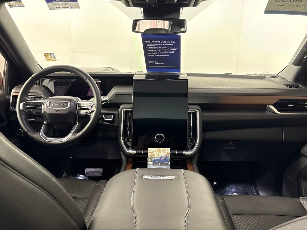 Used 2025 GMC Yukon XL Denali w/ Sun & Power Step Package image 24