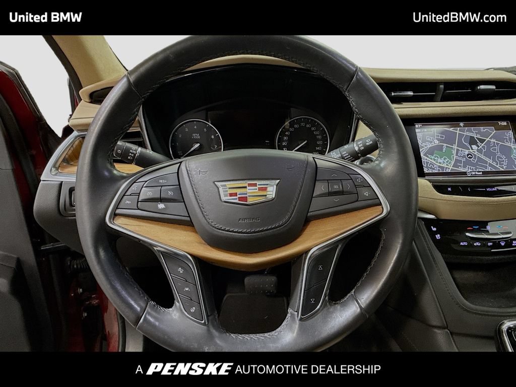 Used 2018 Cadillac XT5 Platinum w/ Driver Assist Package AWD/4WD image 6