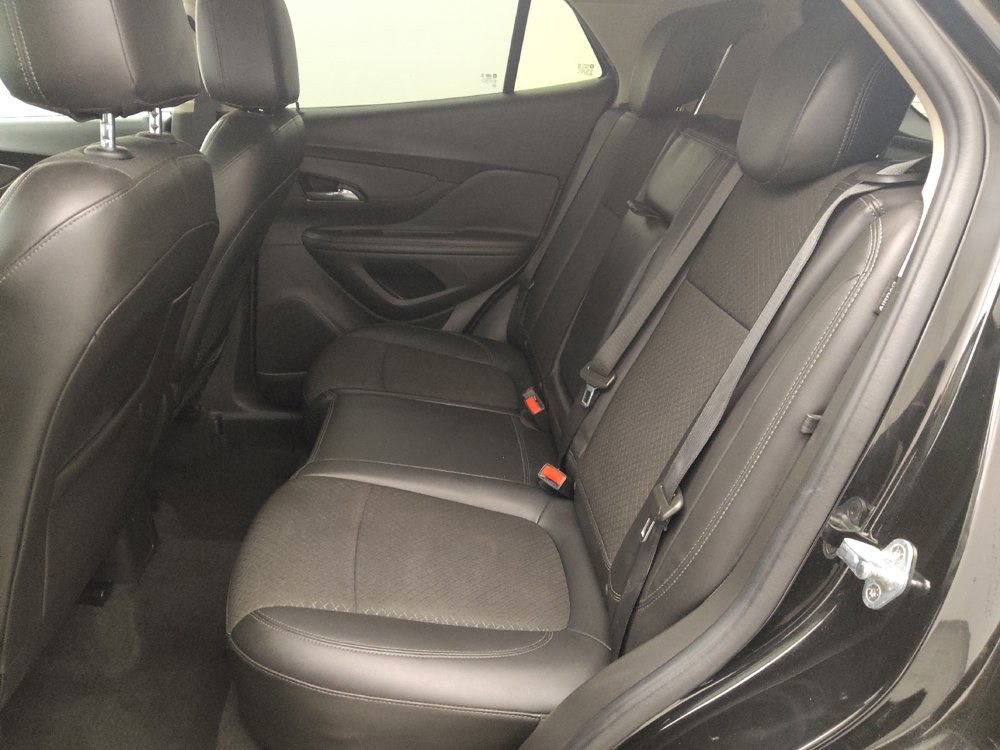 Used 2020 Buick Encore Preferred FWD image 18