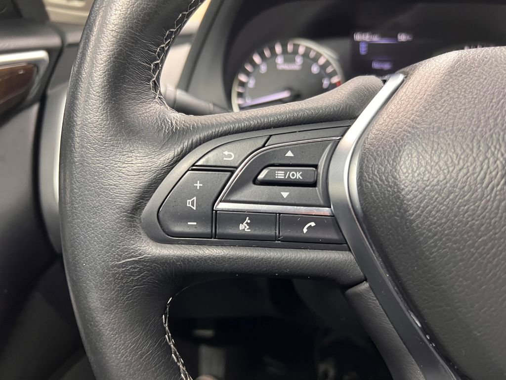 Used 2019 INFINITI Q50 Luxe w/ Essential Package (3.0T Luxe) image 10