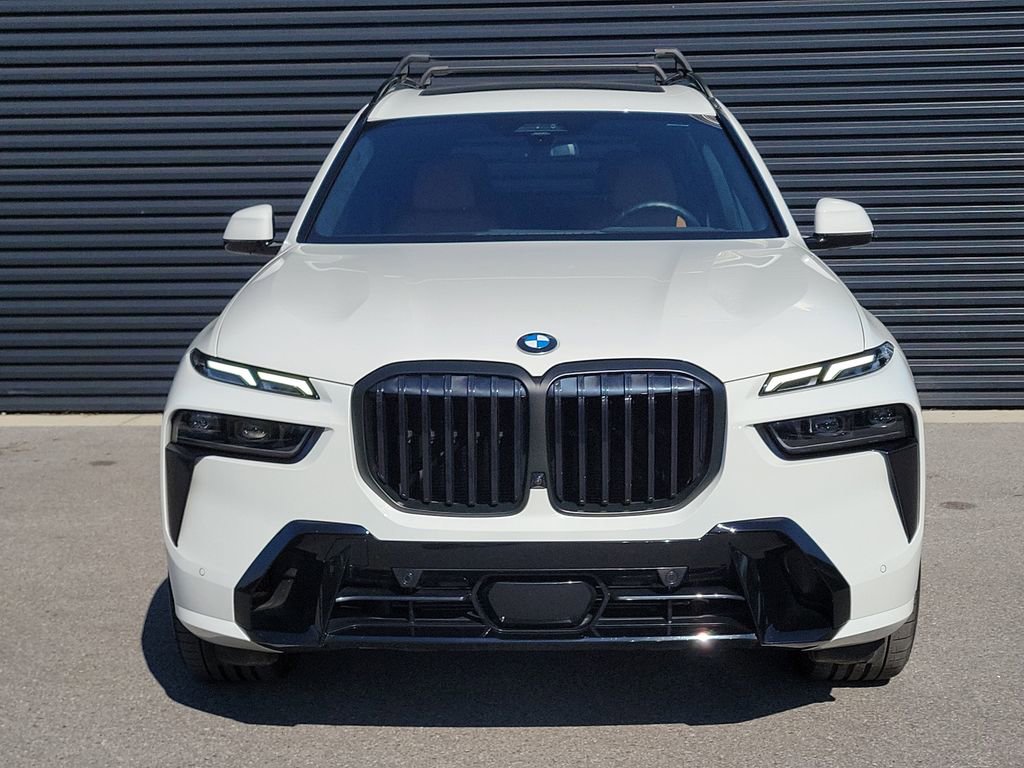 Used 2023 BMW X7 xDrive40i w/ Executive Package image 9