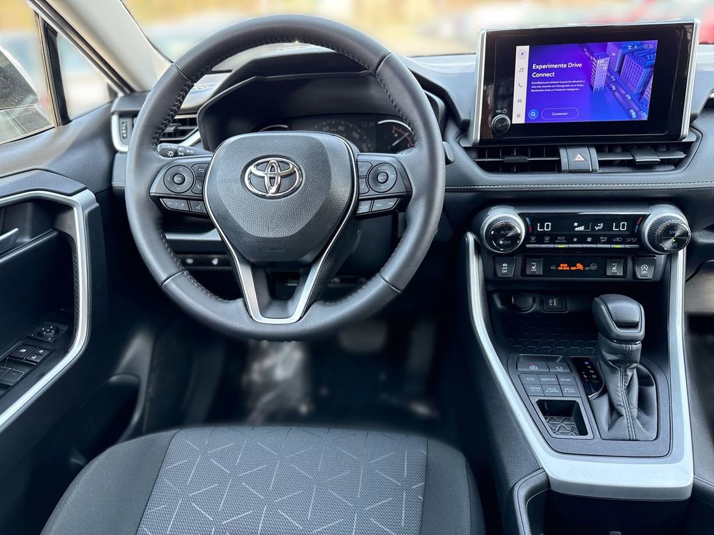 Used 2025 Toyota RAV4 XLE w/ Convenience Package image 22