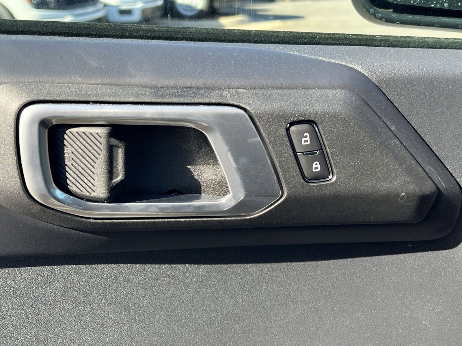 New 2025 Ford Bronco Outer Banks image 15