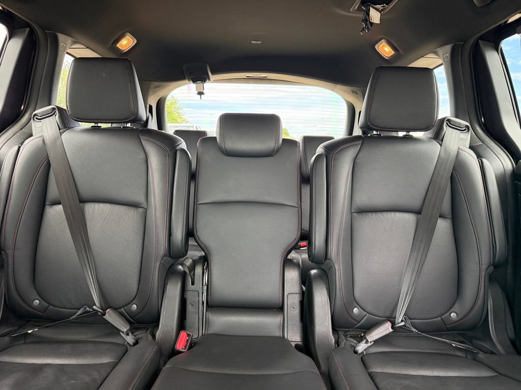Used 2025 Honda Odyssey Sport-L image 44