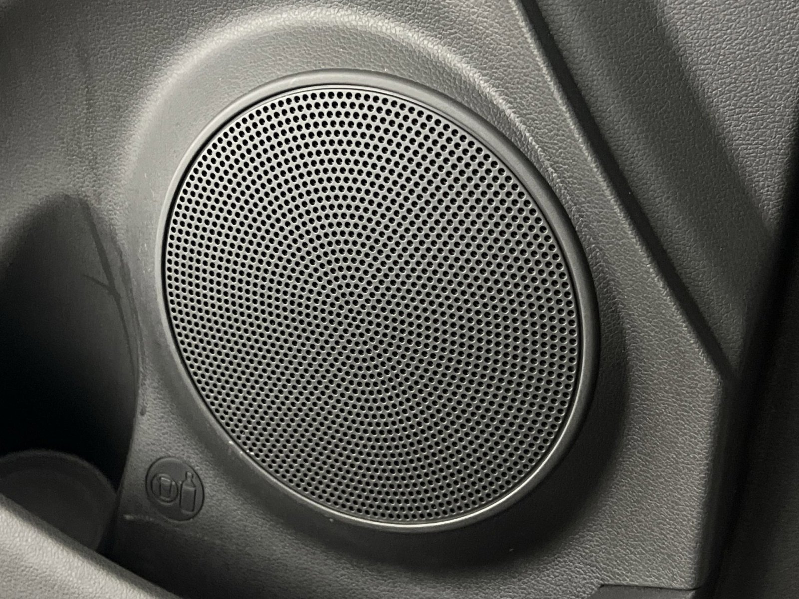 Used 2023 Hyundai Kona SEL w/ Convenience Package image 32