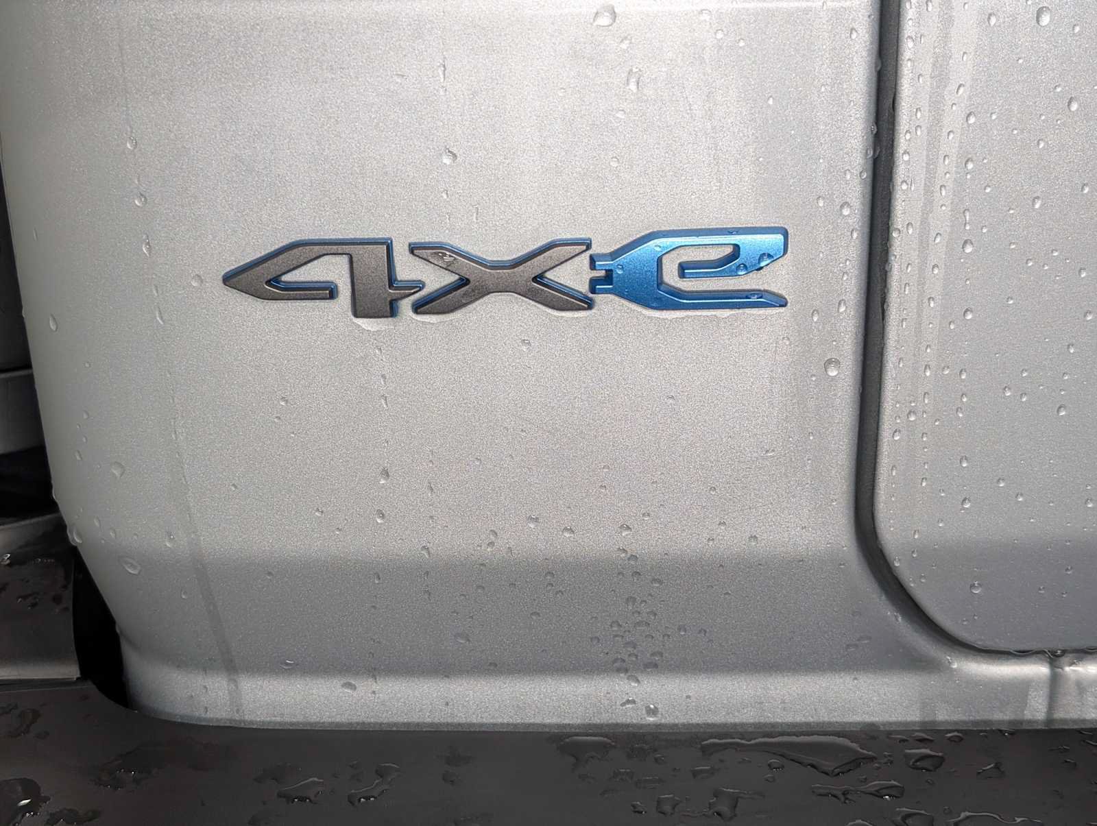 Used 2024 Jeep Wrangler Unlimited Rubicon 4xe AWD/4WD image 14