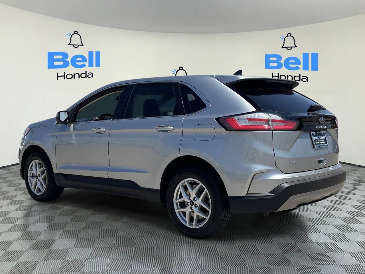 Used 2023 Ford Edge SEL AWD/4WD video 3