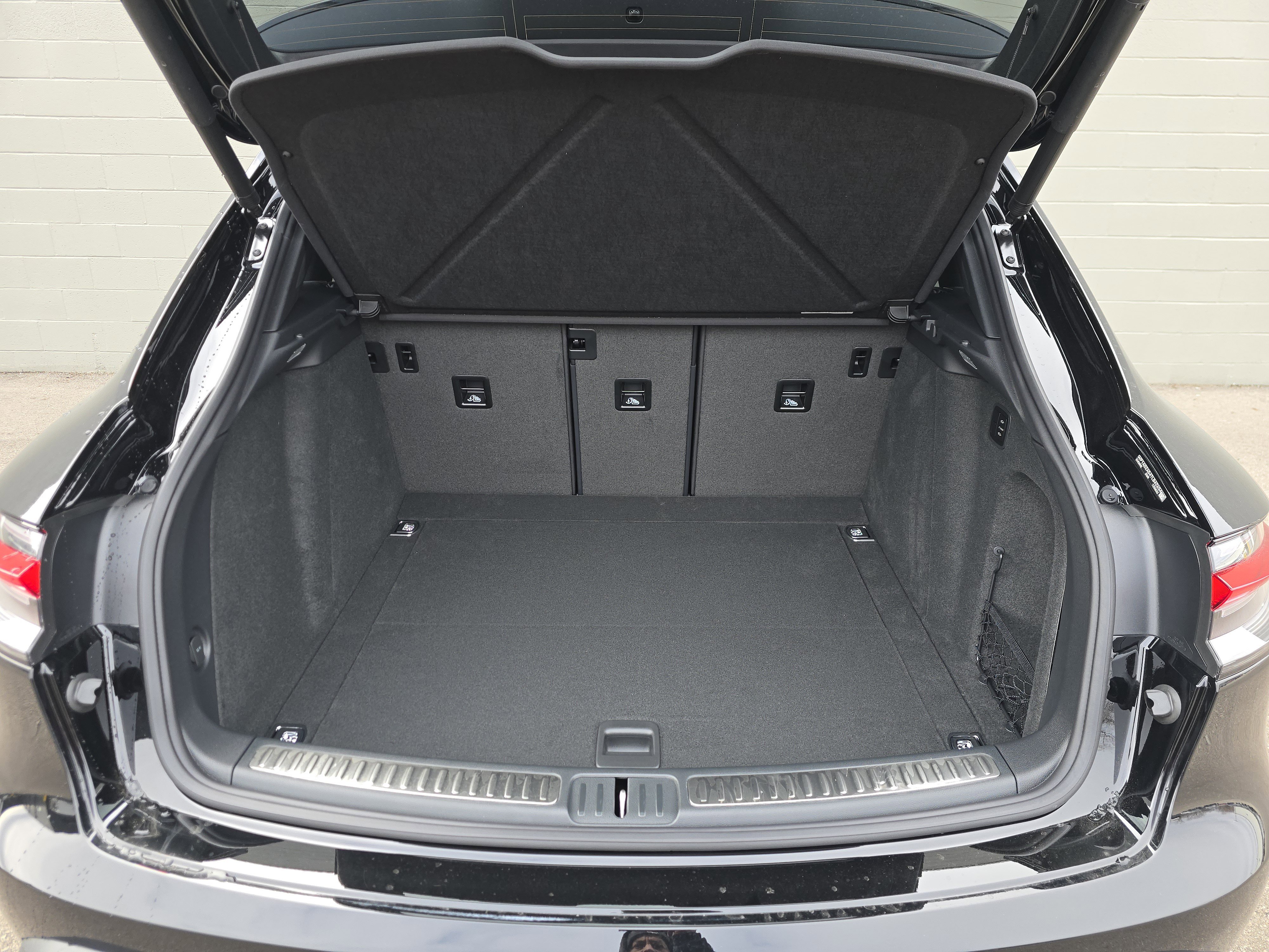 New 2026 Porsche Macan S image 15