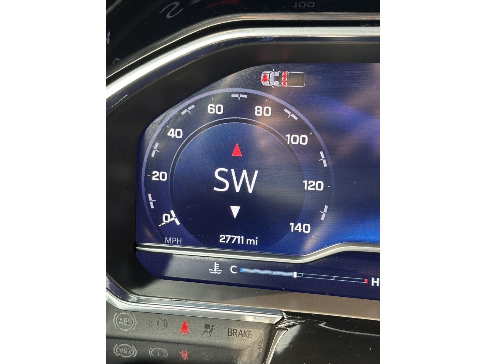 Used 2024 Chevrolet Silverado 1500 LT AWD/4WD image 31