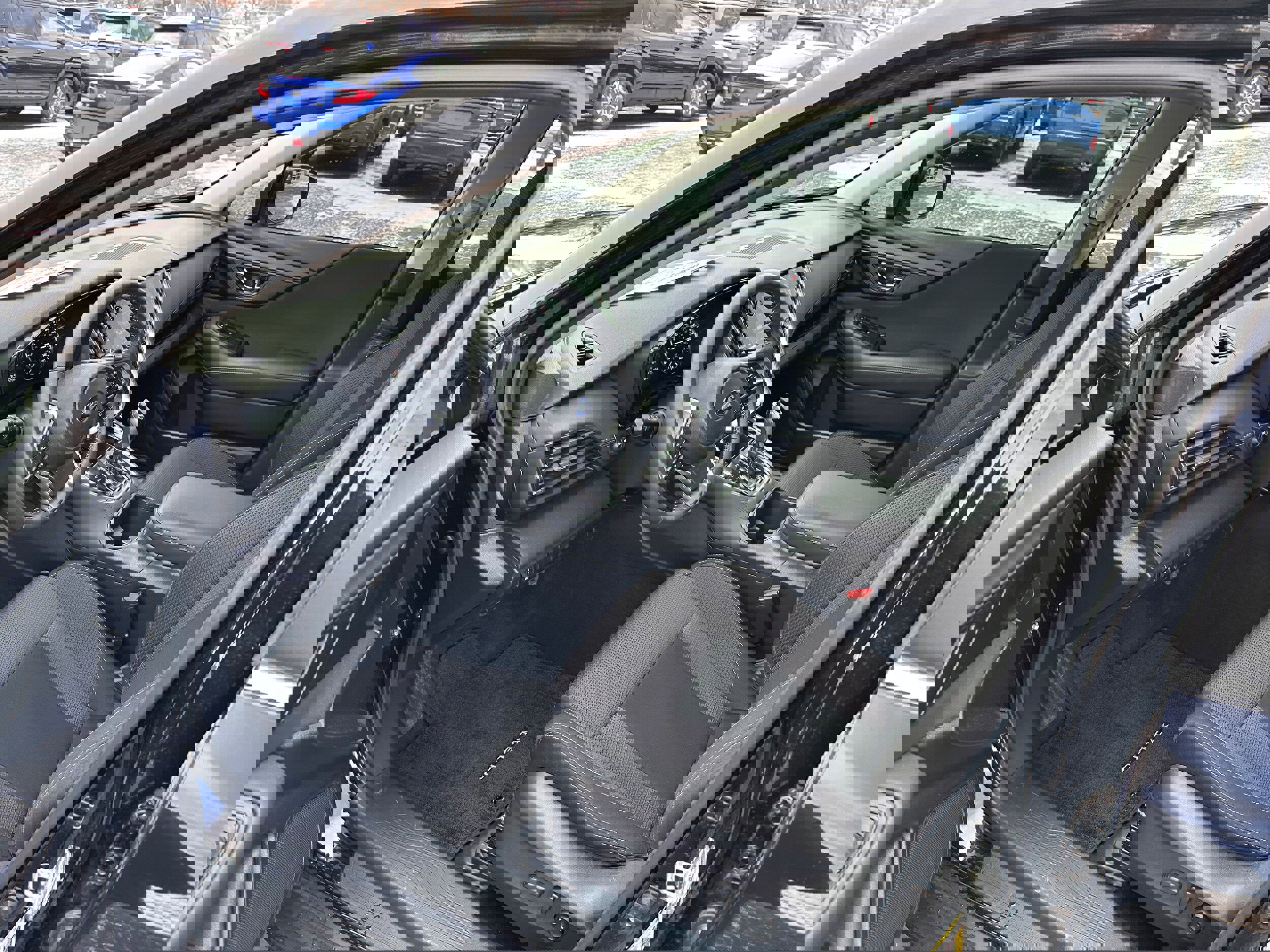 Used 2022 Subaru Outback Premium image 12