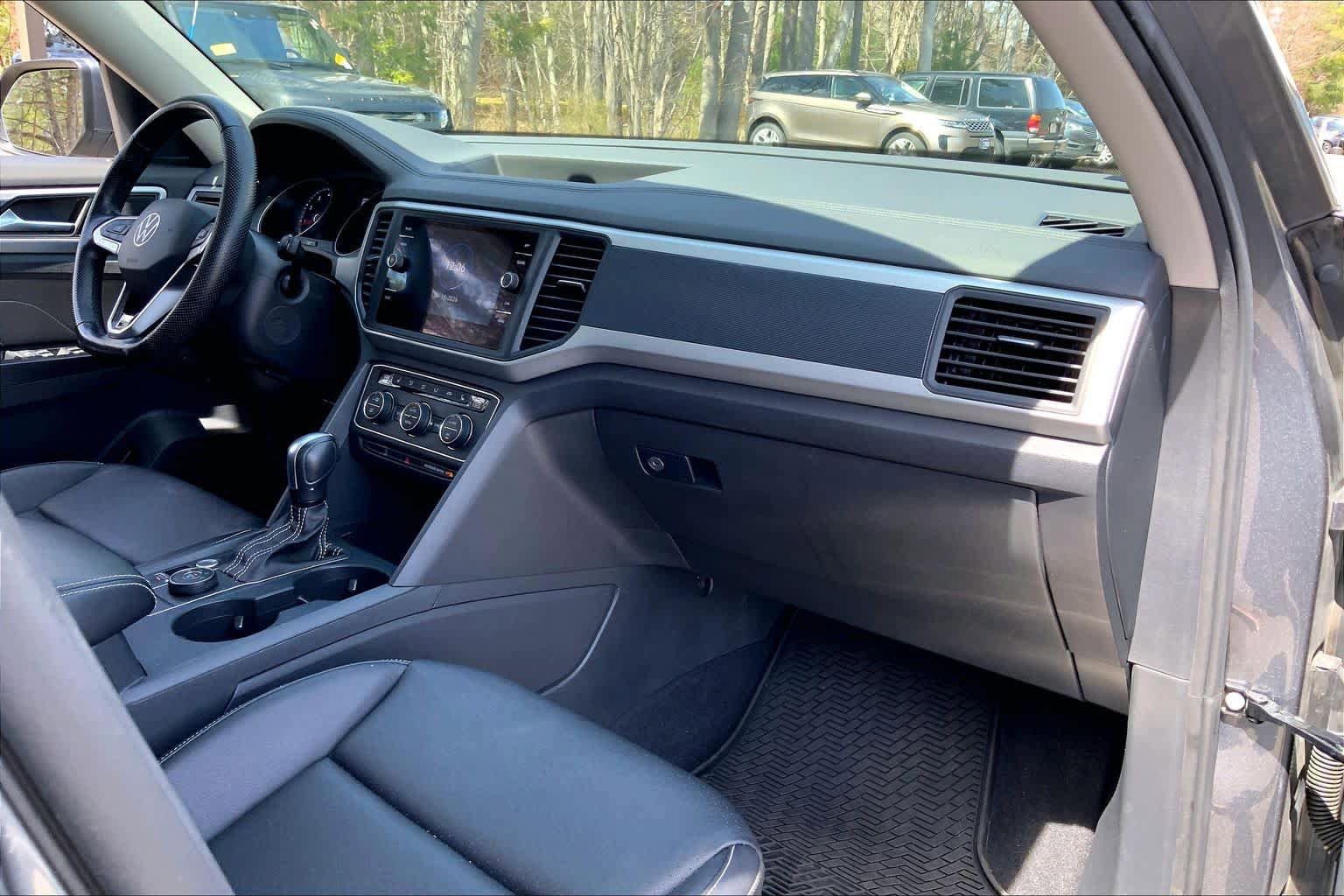Used 2021 Volkswagen Atlas SE AWD/4WD image 18