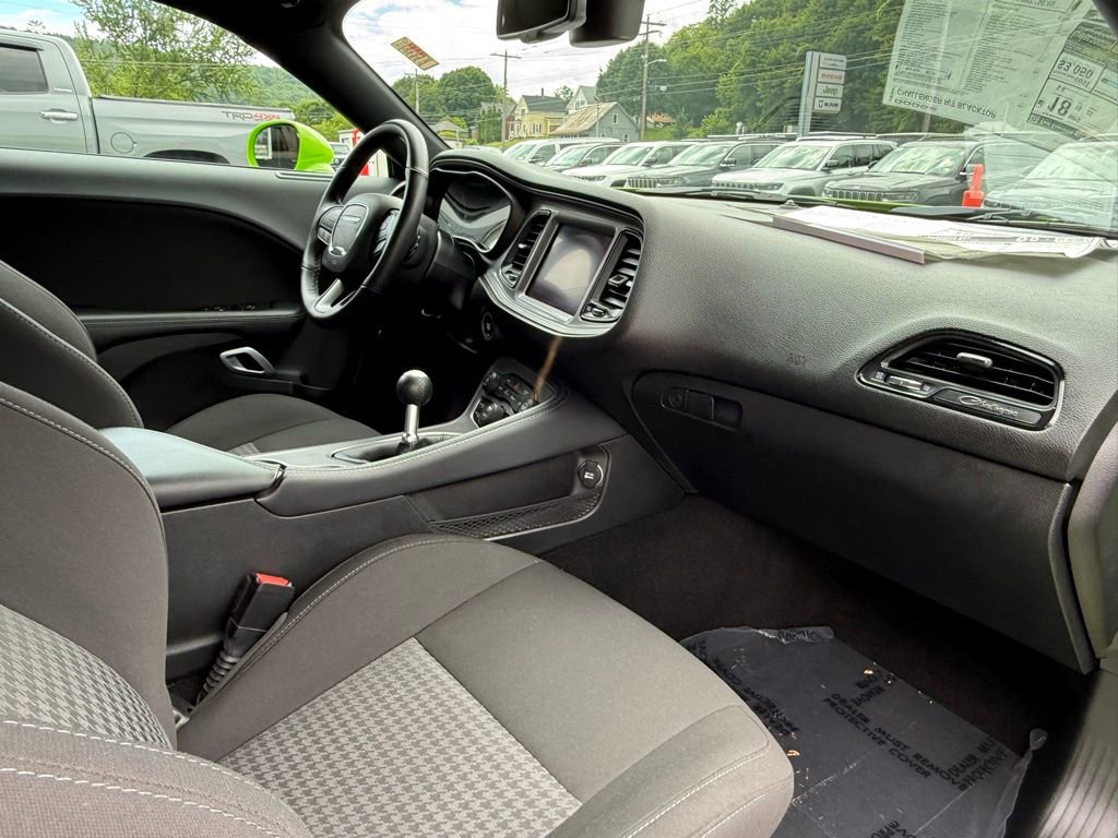 Used 2023 Dodge Challenger R/T w/ Blacktop Package image 19