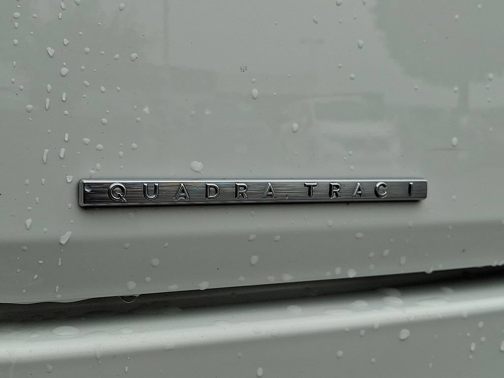 Certified 2023 Jeep Wagoneer L Series II AWD/4WD image 37