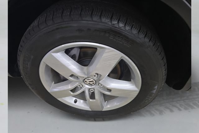 Used 2012 Volkswagen Touareg VR6 AWD/4WD image 20