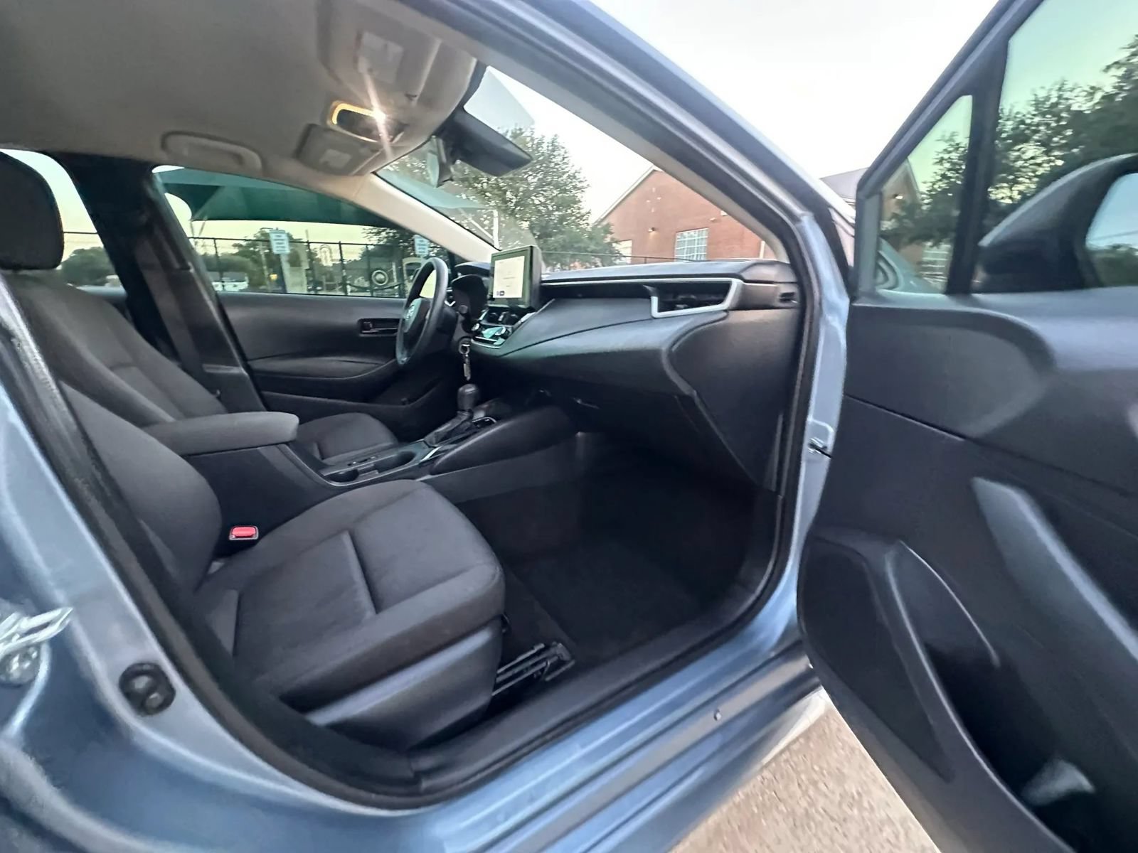 Used 2023 Toyota Corolla LE FWD image 26