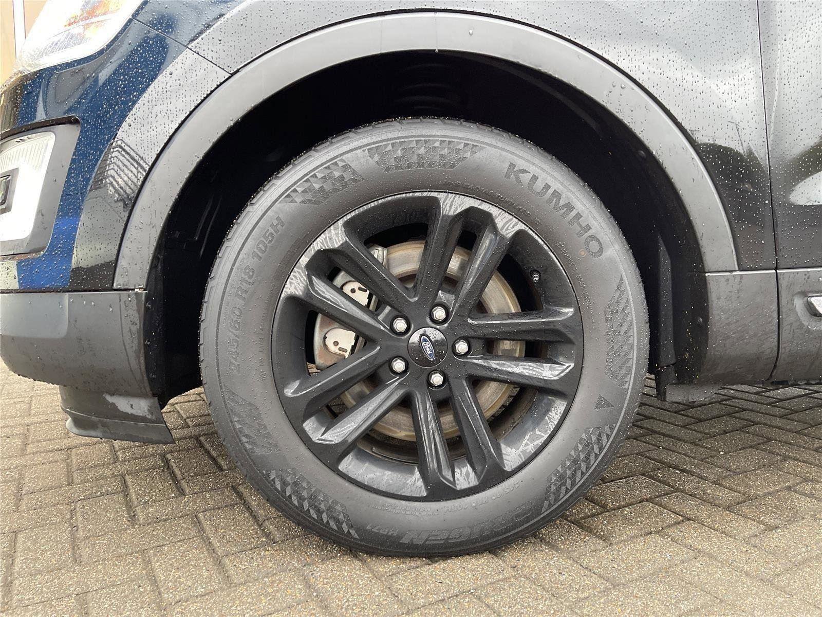 Used 2017 Ford Explorer XLT image 10