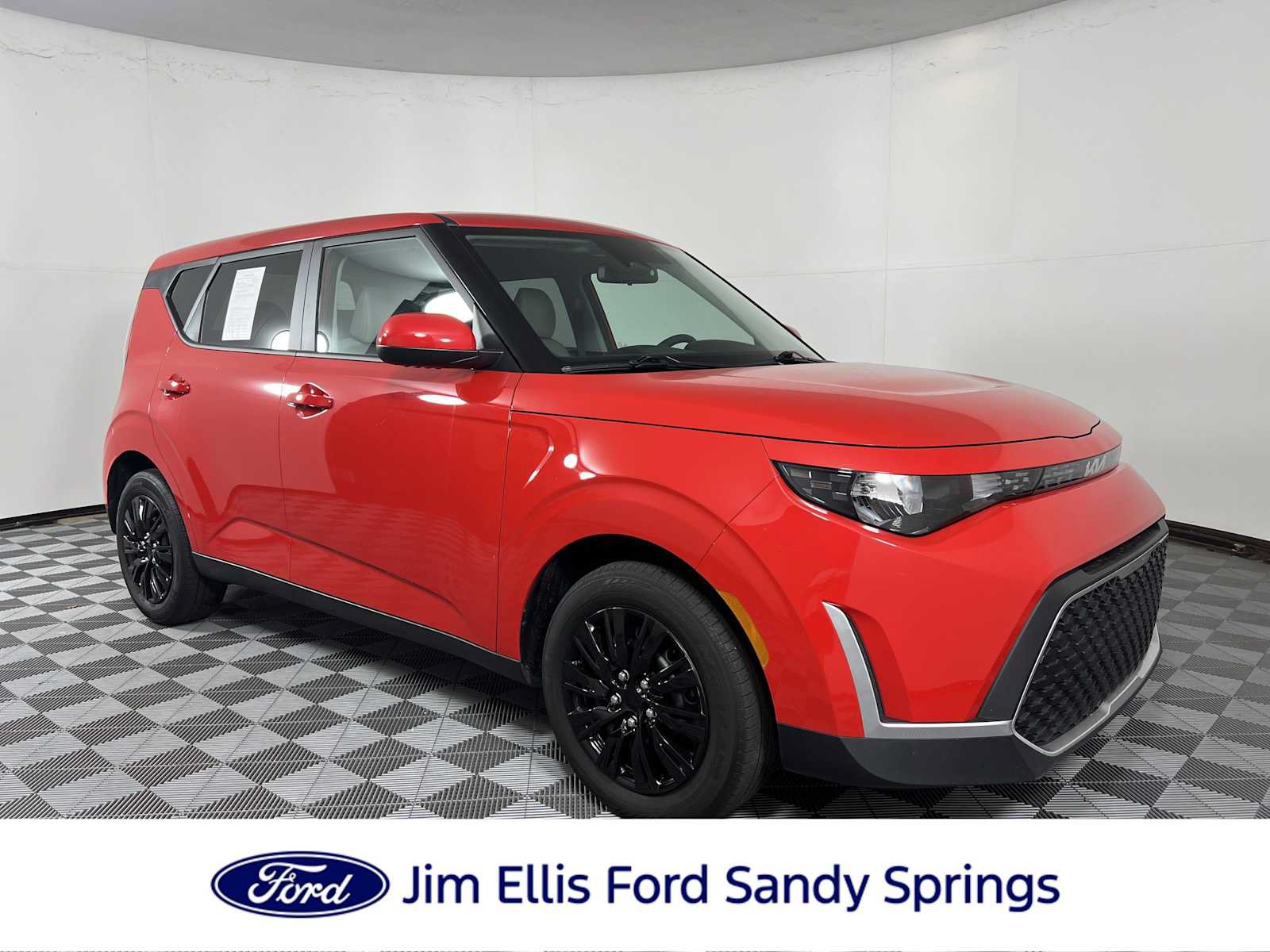 Used 2023 Kia Soul LX FWD video 1