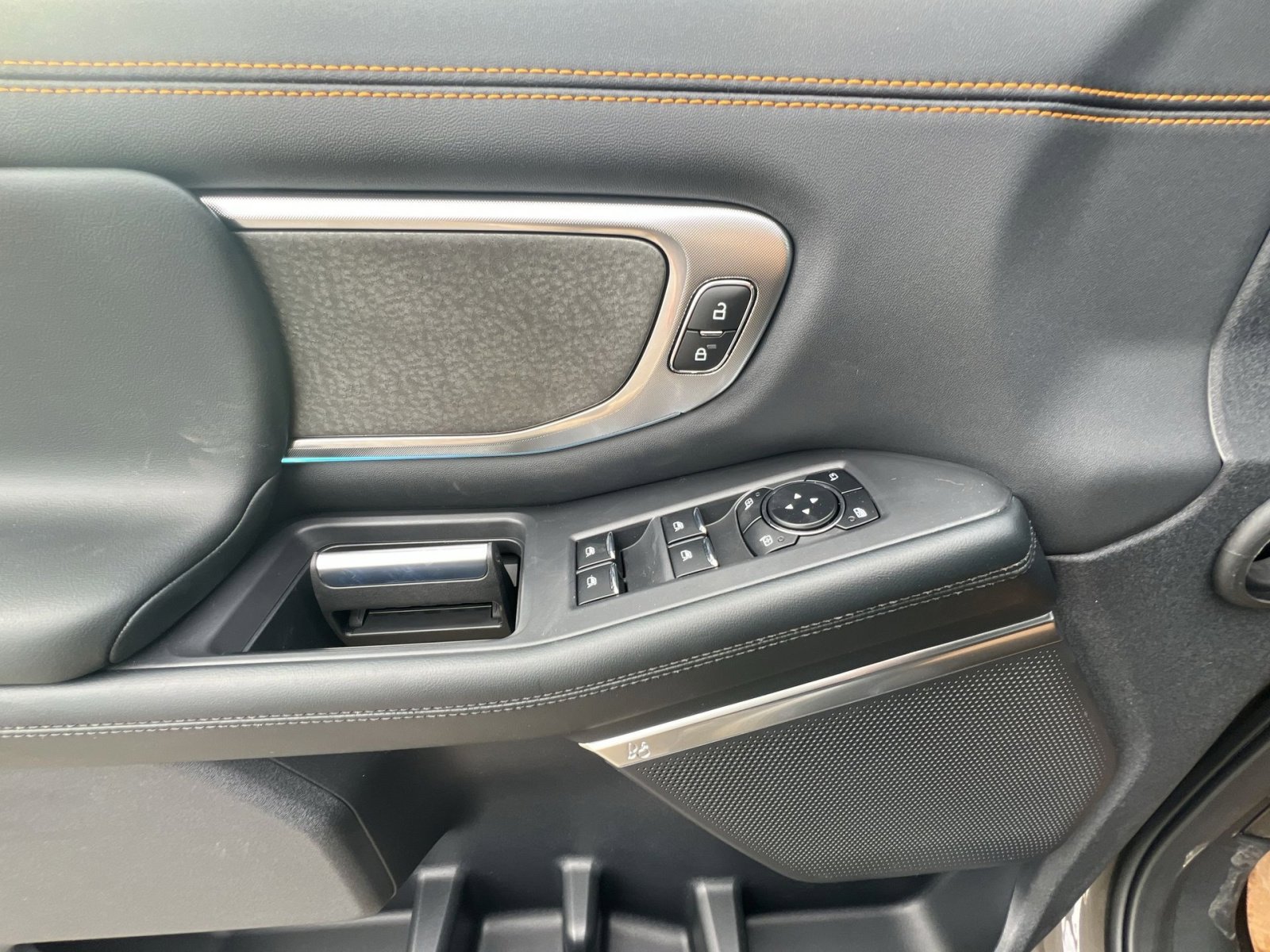 New 2026 Ford Expedition Tremor image 15