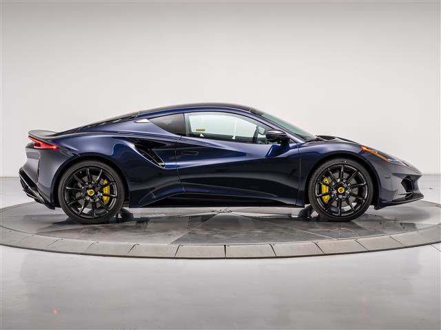 New 2025 Lotus Emira image 6