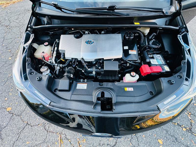 Used 2018 Toyota Prius Two image 36