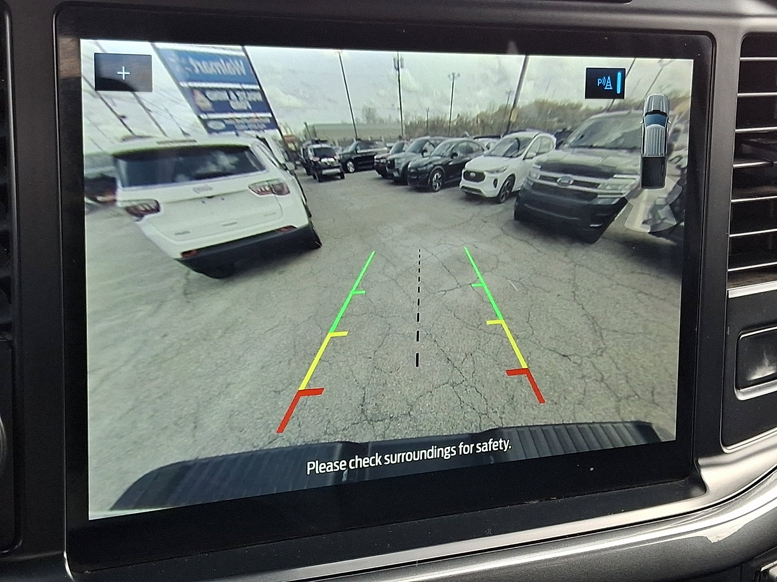 Certified 2022 Ford F150 XLT w/ Equipment Group 302A High image 17