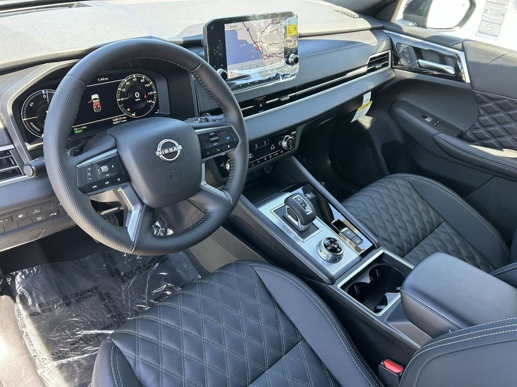 New 2026 Nissan Rogue Platinum image 18