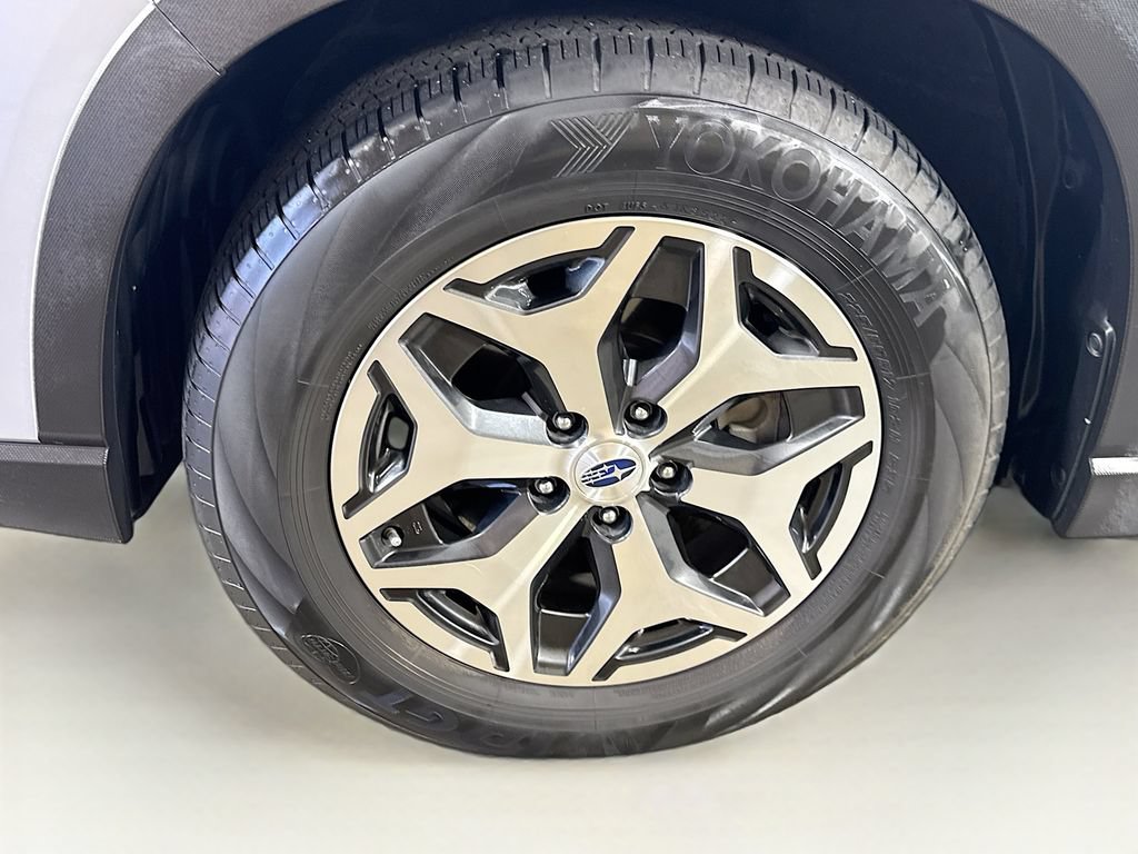 Used 2020 Subaru Forester Premium AWD/4WD image 40