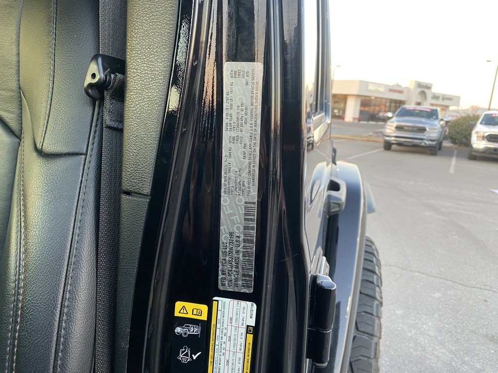 Used 2021 Jeep Wrangler Unlimited Rubicon w/ Trailer Tow Package image 30