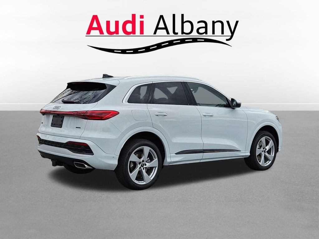 New 2025 Audi Q5 Premium Plus image 4